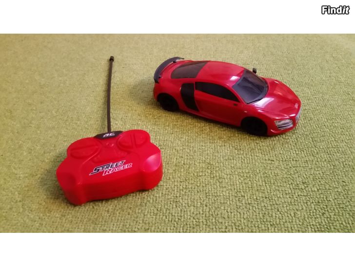 Säljes Street Racer radio-ohjattava auto punainen Audi -7e