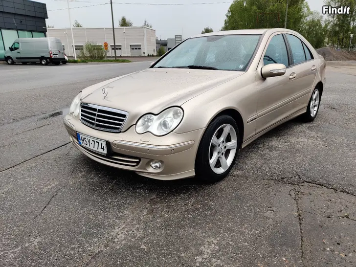 Myydään Mercedes Benz C320 2005 facelift M112