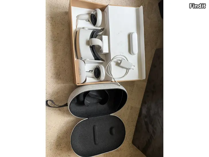 Myydään Meta Quest 2 VR headset