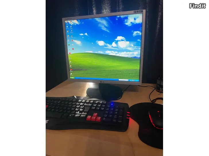 Säljes Windows xp retro dator