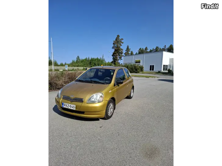 Myydään Toyota Yaris 1.3