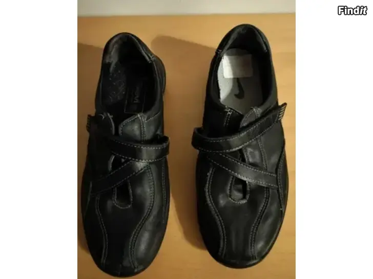 Myydään Sievi kengät