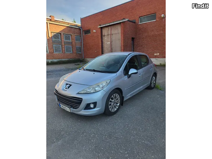 Myydään Peugeot 207