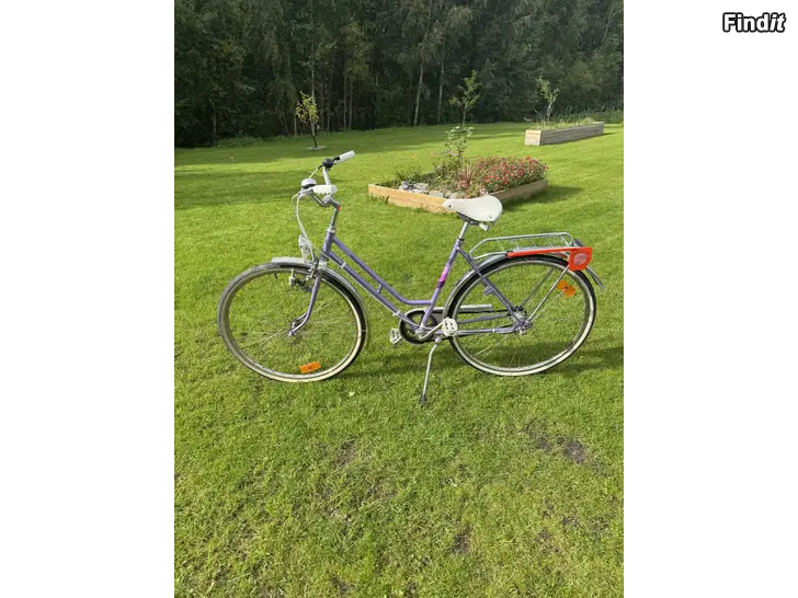 Myydään Helkama Matkatar