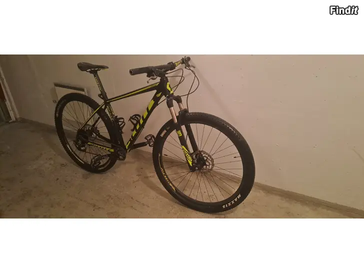 Myydään Scott Scale 980