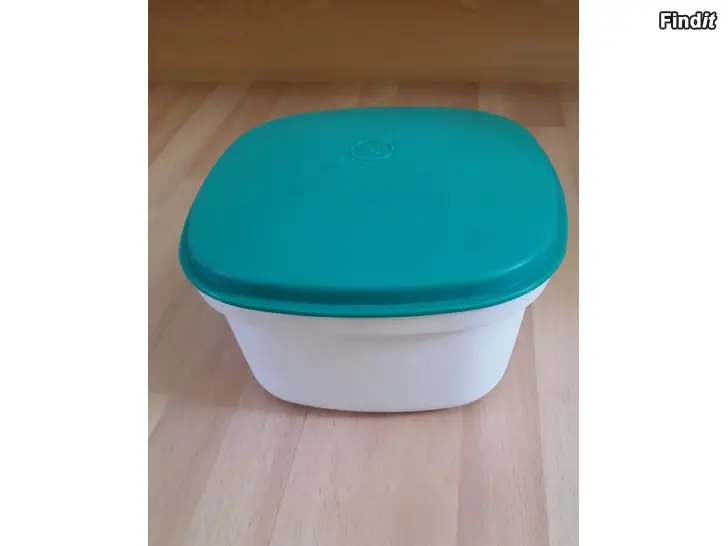 Säljes Tupperware Servofix Multicerver haudutusastia - hinta 10e