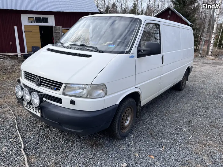 Säljes Volkswagen Transporter 2.5 tdi -00