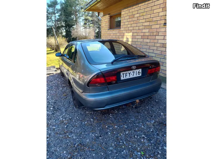 Myydään Toyota Corolla 1.6 gli