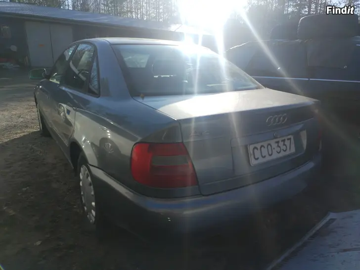 Myydään Audi A4 1.8i - 98
