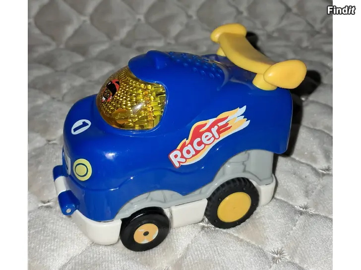 Myydään Vtech Racer auto