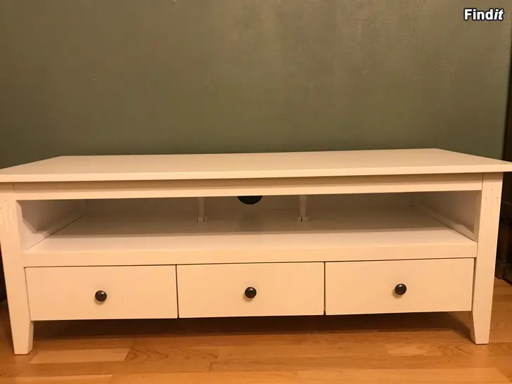 Säljes TV-bord till salu
