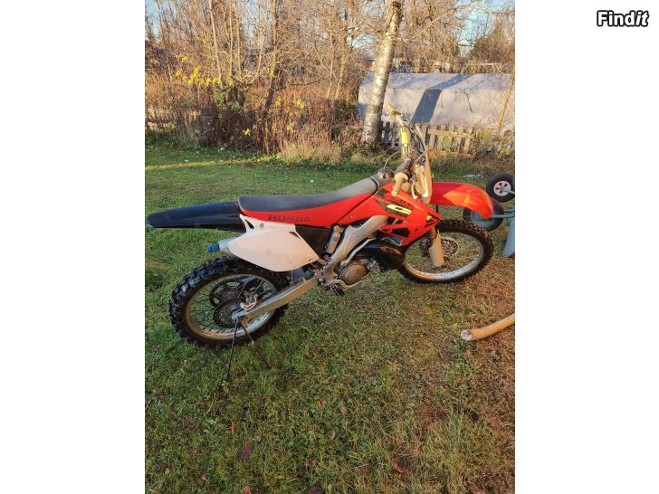 Säljes Honda CR 250 R 2003 till Salu