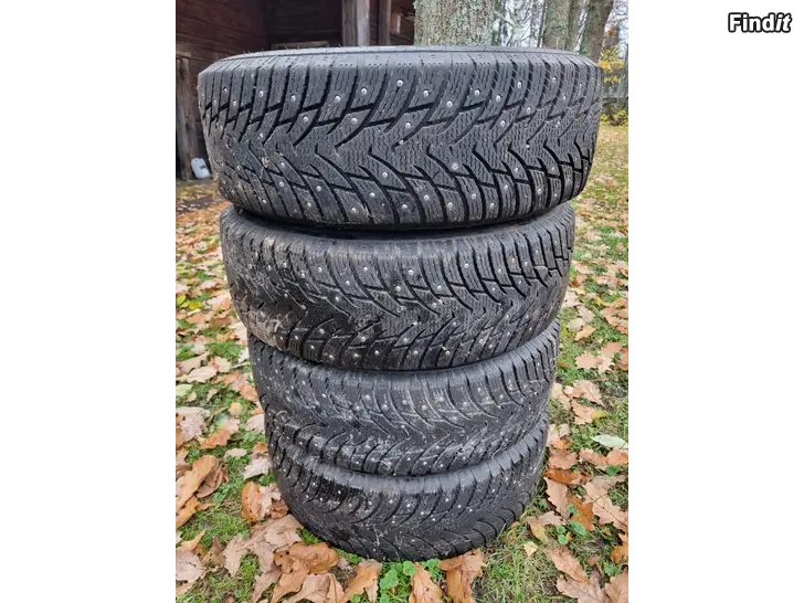 Myydään MB W210 E Nastarenkaat Vanteilla