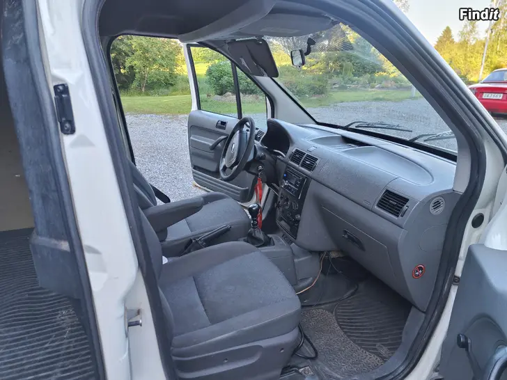 Säljes Ford Transit Connect 2003