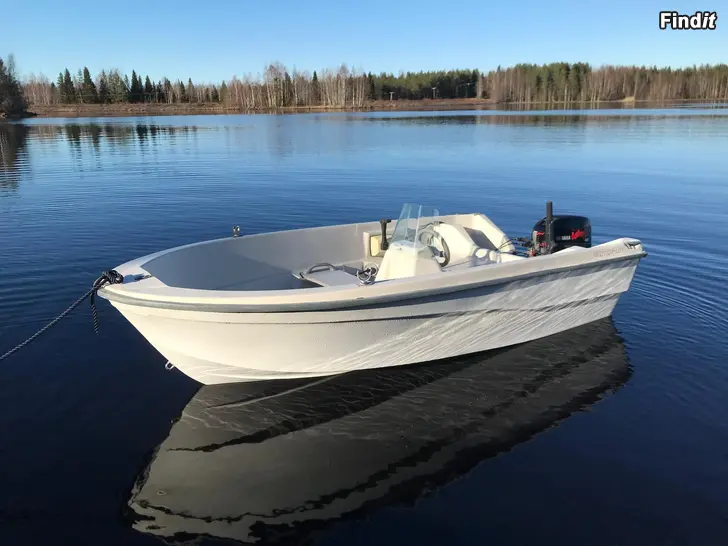 Myydään Terhi Microfun + Yamaha 9.9 vmax
