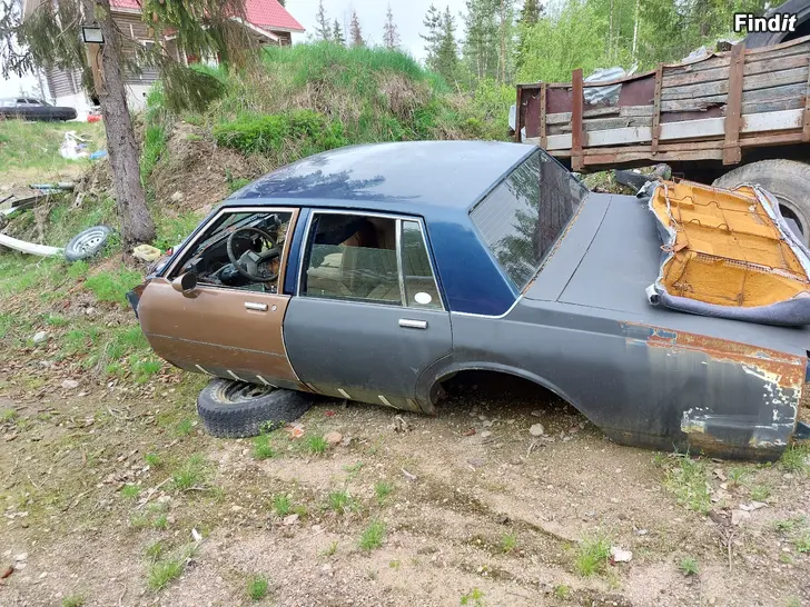 Myydään Chevrolet Caprise 4d sedan -80 kokonaan tai osina