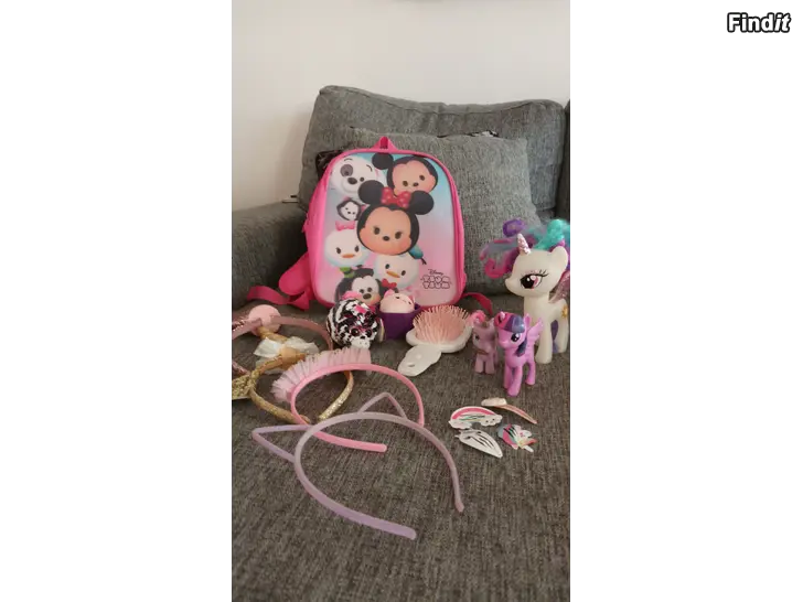 Säljes Liten söt Disney Tsum tsum ryggsäck med innehåll