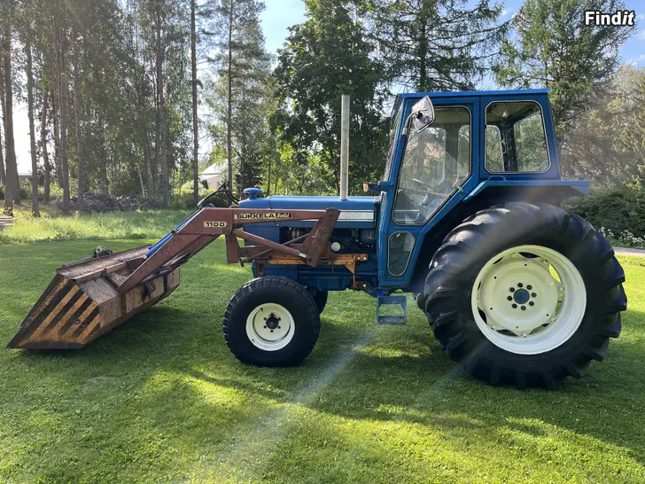 Myydään Ford 7000 vm.-75 Myydään Ford 7000 vm.-75