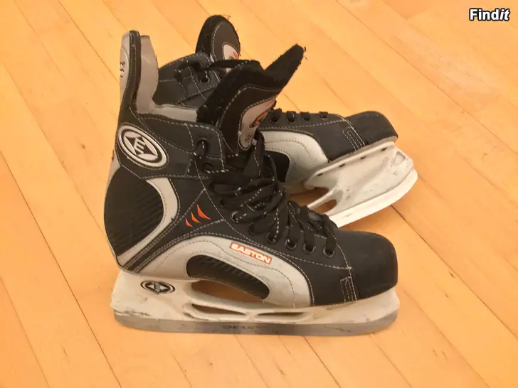 Myydään Jääkiekkoluistimet Easton Synergy 200, US8