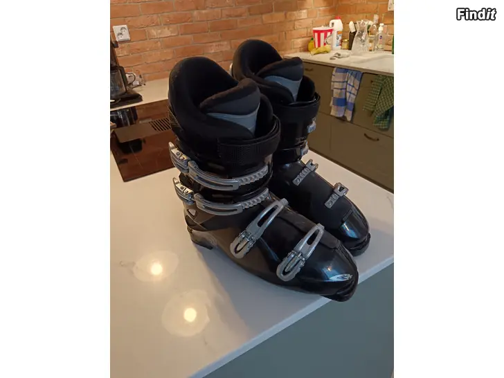 Säljes Lange slalomskor