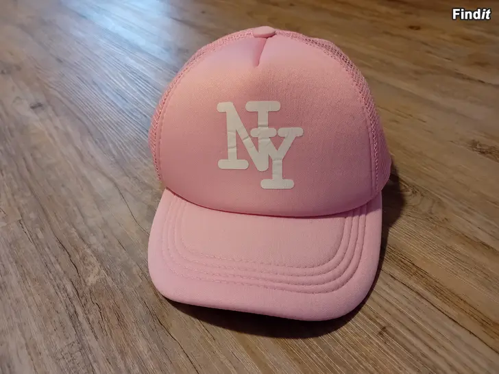 Myydään Lippis NY pinkki