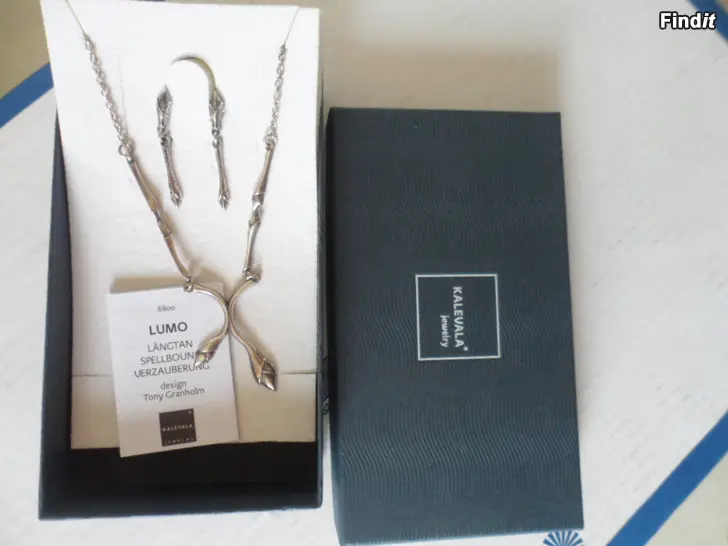 Myydään Kalevala Lumo kääty ja korvakorut Hopea