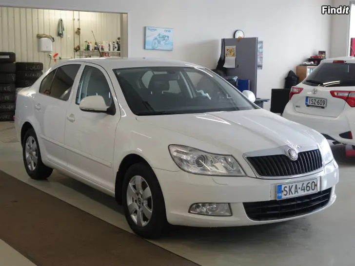 Säljes SKODA OCTAVIA 1.8 Elegance Aut. 236tkm -10