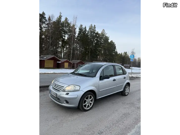Säljes Citröen C3 1.4 bensa 2005 årsm
