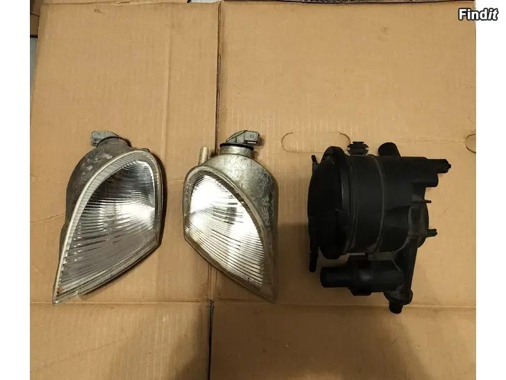 Myydään Etuvilkkut dieselsuodatinkotelo