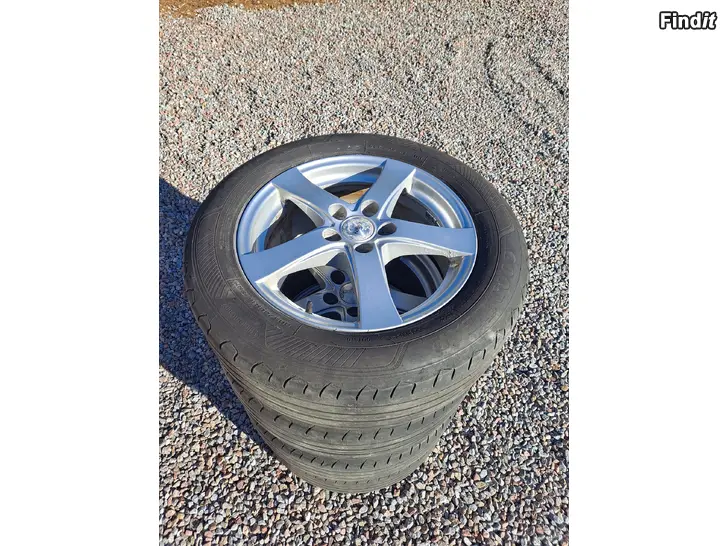 Säljes Volvo sommardäck