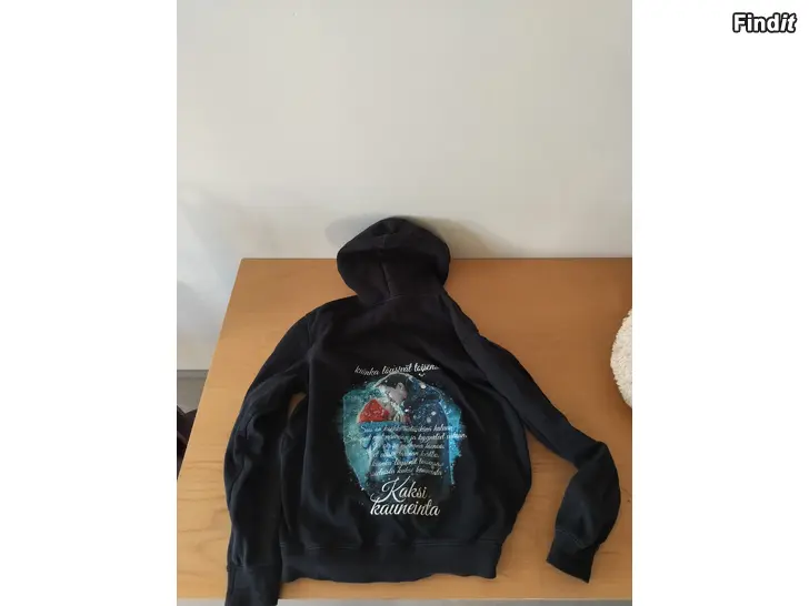 Myydään Neljänsuora huppari