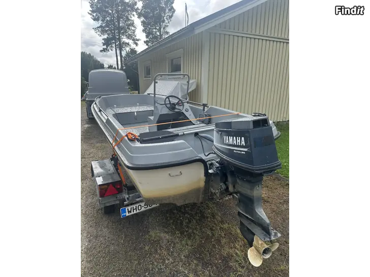 Säljes Terhi 425 R + Yamaha 40 + Aku Trailer