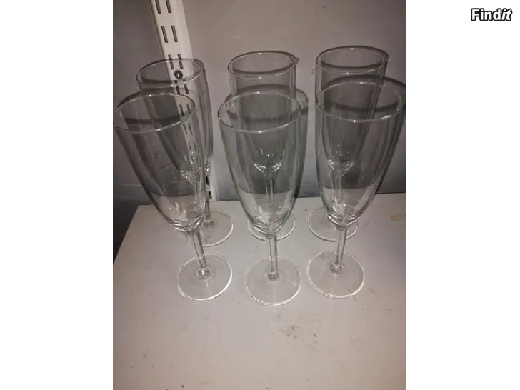 Myydään Ikea Samppanja lasit