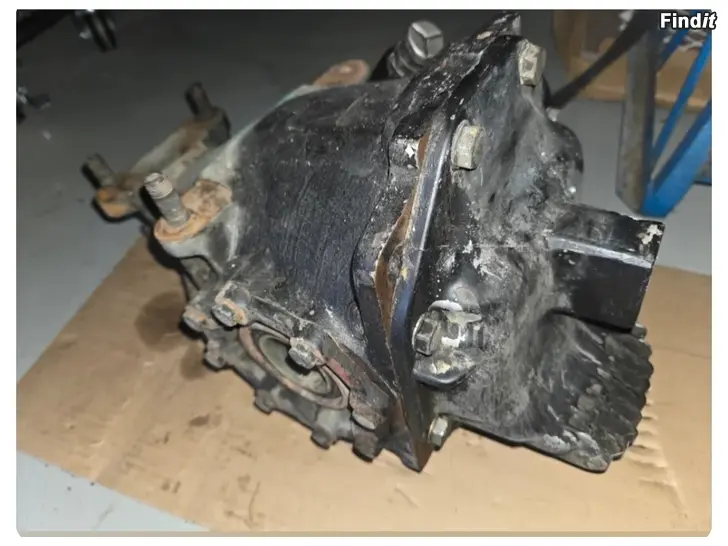 Säljes Mercedes 350 SL manuaali perä