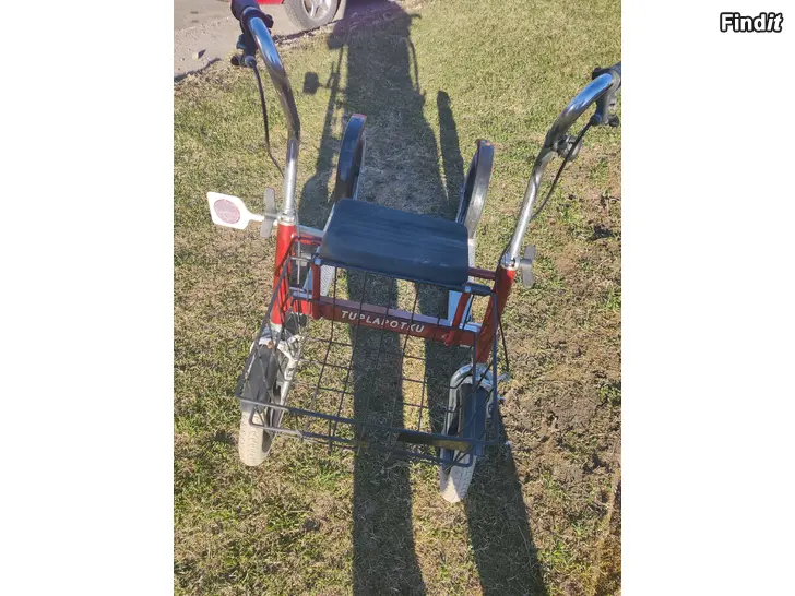 Myydään Tuplapotku