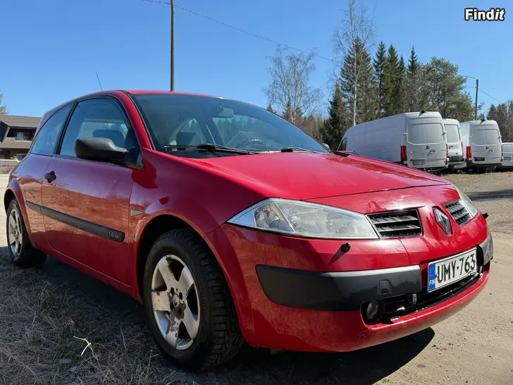 Säljes RENAULT MEGANE 1.4i Coupe