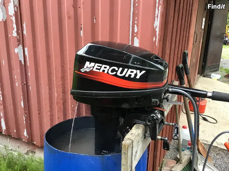 Myydään Mercury 10 hv . 2001