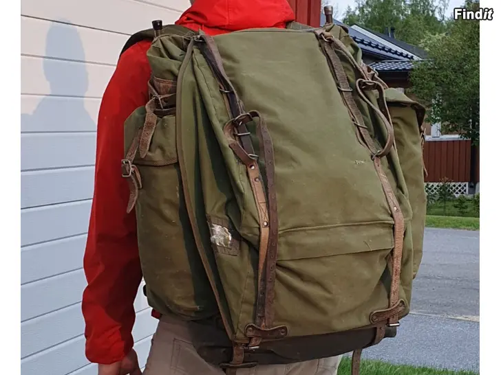 Myydään Armeijan Rinkka