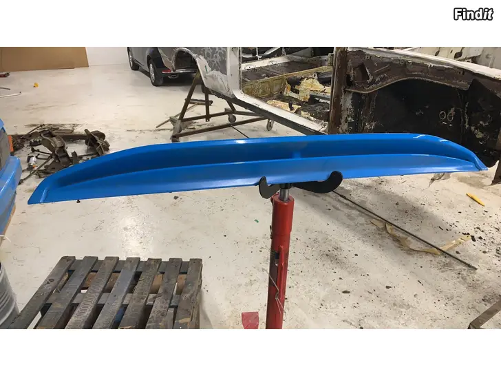 Myydään Bmw e30 M-tech2 takaspoileri