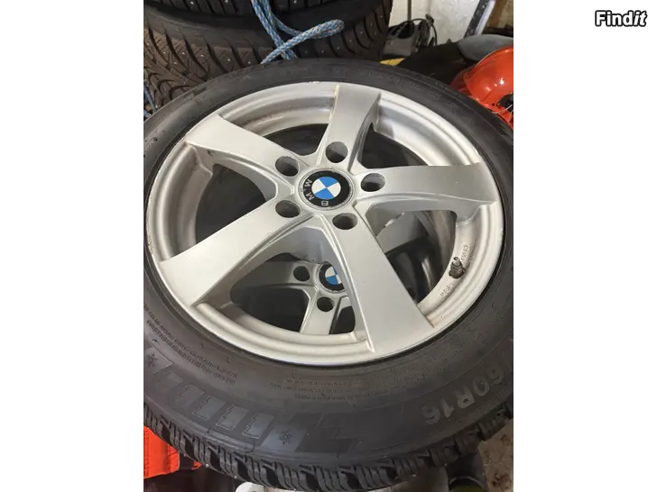 Myydään Säljes bmw vinterdäck med fälg