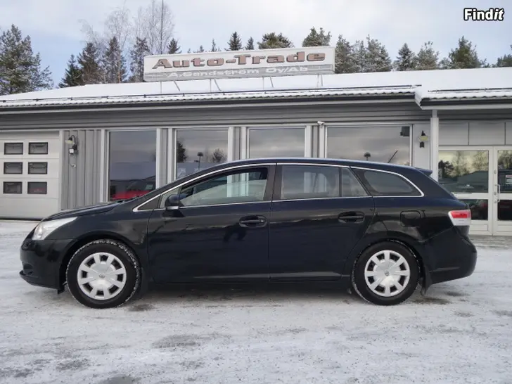 Säljes TOYOTA AVENSIS 2.0 vVTI SOL Farm. 231tkm -10