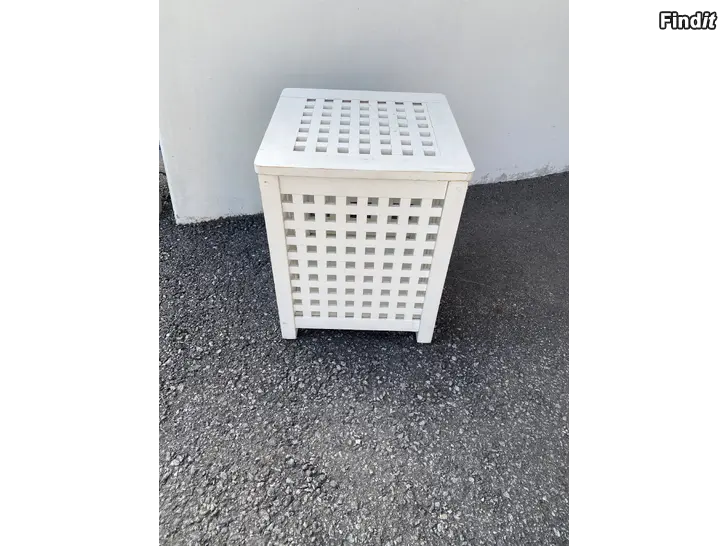 Säljes Förvaringslåda