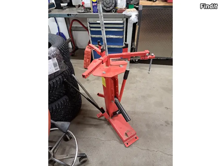 Myydään Mekaaniset Rengaskoneet 2kpl