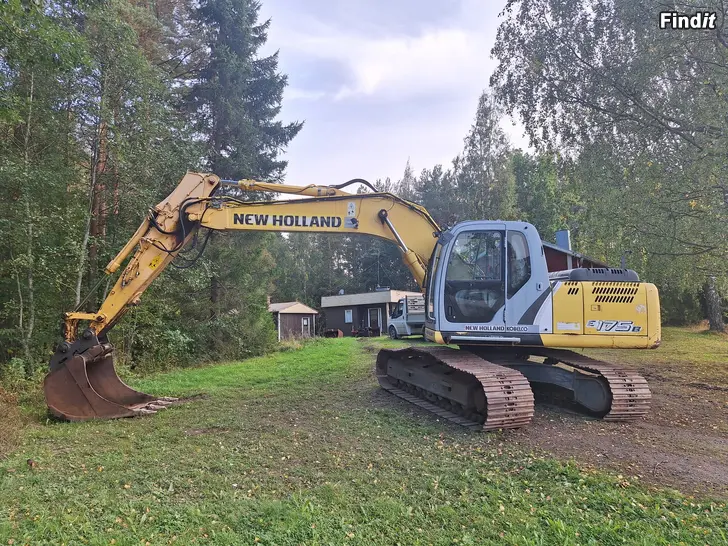 Säljes New Holland E175B +tillbehör