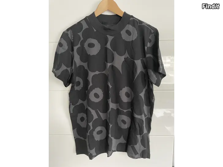 Myydään VARATTU AdidasxMarimekko mustaharmaa Unikko t-paita koko 42