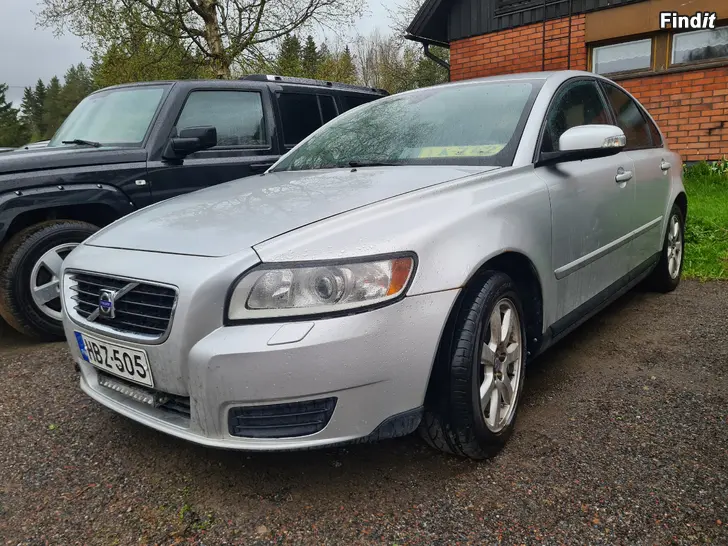 Säljes VOLVO S40 -09/08