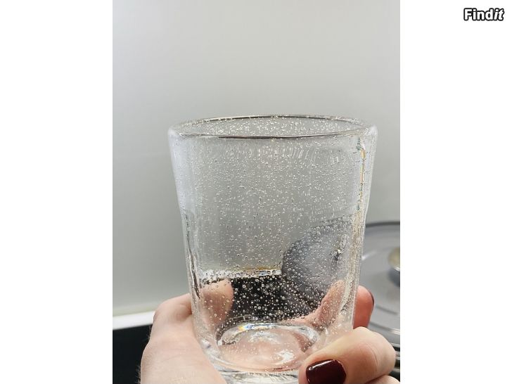 Säljes Indiska glas med bubblor