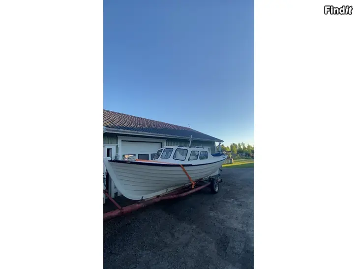 Myydään Båt