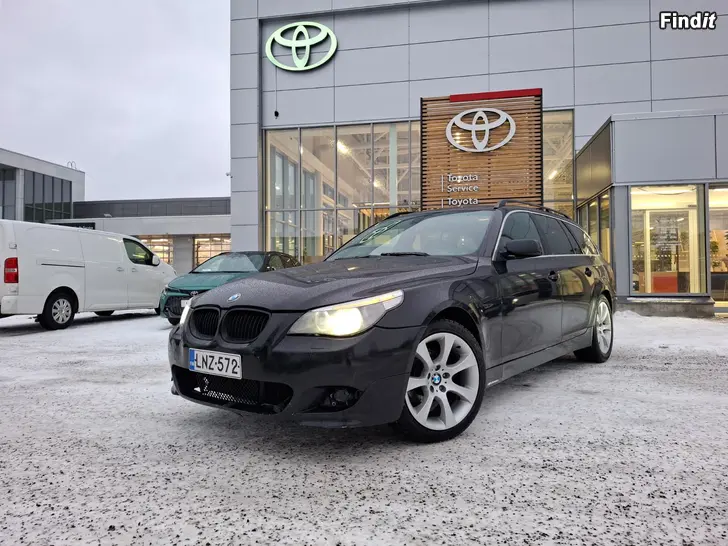 Myydään Bmw E61 525dA 2006