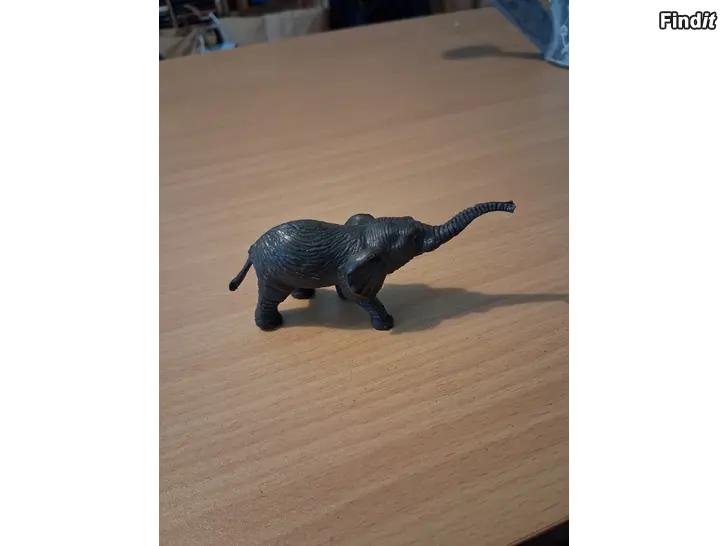 Säljes Elefant 1